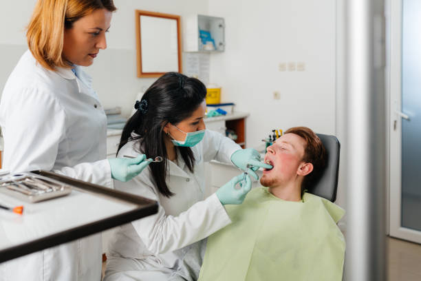 Best Weekend Emergency Dental Services in Christopher, IL